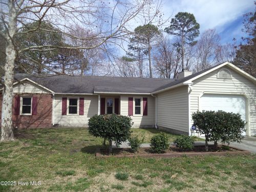 2208 Timberbrook Ln, Midway Park, NC, 28544-1653 | Card Image