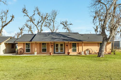 c616r-400 Pecan Estates Rd, Angleton, TX, 77515-8462 | Card Image