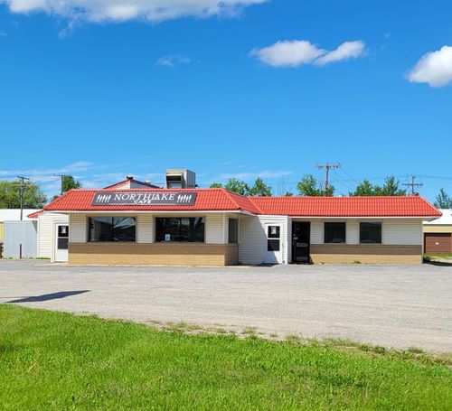 813 2nd St Nw, Baudette, MN, 56623-8802 | Card Image