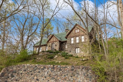 1818 N Dubuque St, Iowa City, IA, 52245-1620 | Card Image