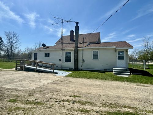 115 Main St, Cement City, MI, 49233-9809 | Card Image