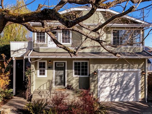 621 Pine St, Victoria, BC, V9A2Z9 | Card Image
