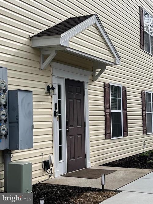 182 Christine Dr, READING, PA, 19606-3389 | Card Image