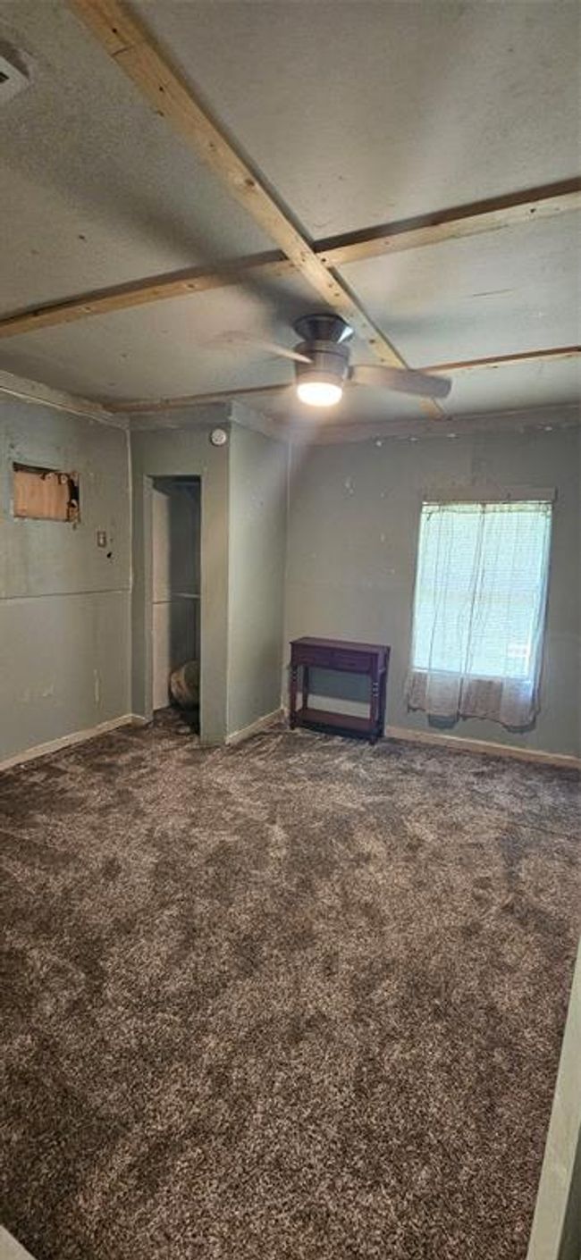 A - 6 Pines Rd, Home with 2 bedrooms, 1 bathrooms and null parking in New Caney TX | Image 11