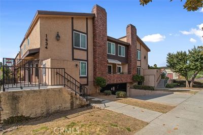 5 - E Wilson Avenue, Condo with 3 bedrooms, 2 bathrooms and 2 parking in Glendale CA | Image 3