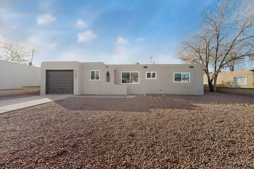 3209 Palomas Dr Ne, Albuquerque, NM, 87110-2548 | Card Image