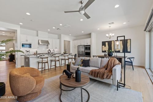 7436 E Paraiso Dr, Scottsdale, AZ, 85255-5084 | Card Image