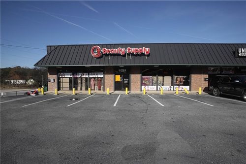 ste-a-3293 Stone Mountain Hwy, snellville, GA, 30078-6834 | Card Image