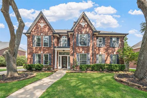 915 Clarenda Falls Dr, Sugar Land, TX, 77479-5825 | Card Image