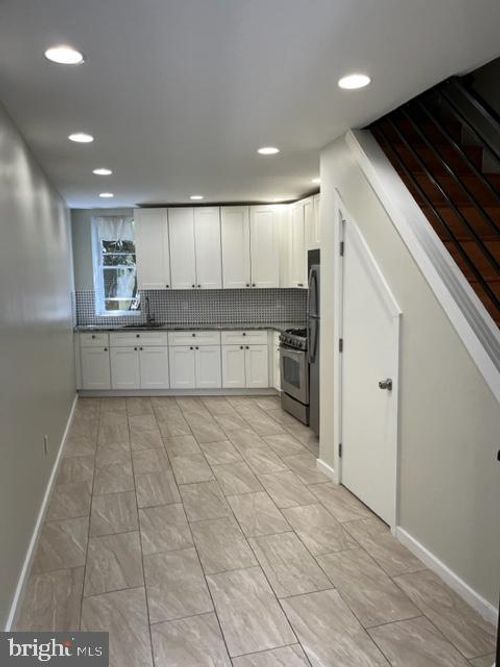 rear-unit-3723 Pulaski Ave, PHILADELPHIA, PA, 19140-3633 | Card Image
