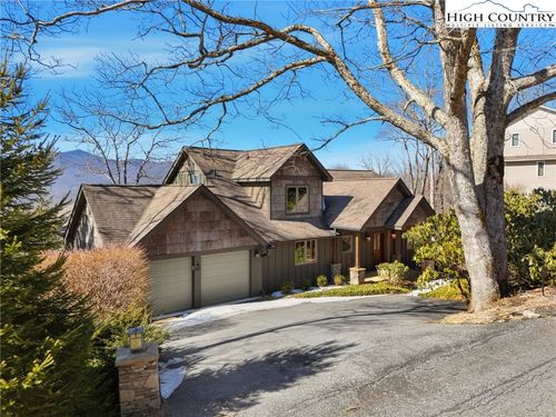 368 Spruce Pine Trl, Blowing Rock, NC, 28605-9118 | Card Image