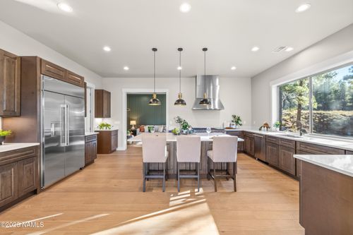 1183 N Worthington Pl, Flagstaff, AZ, 86001-4822 | Card Image