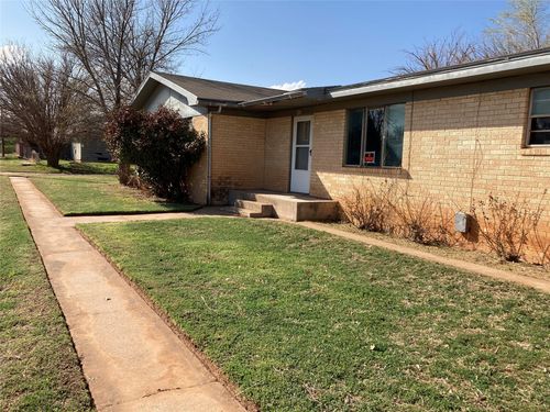 1320 Moody St, Paducah, TX, 79248 | Card Image