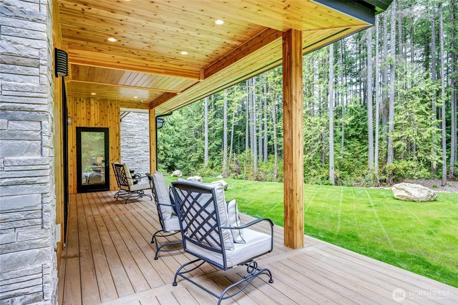 6050 Chorus Frog St Ne, House other with 4 bedrooms, 5 bathrooms and 2 parking in Bainbridge Island WA | Image 38