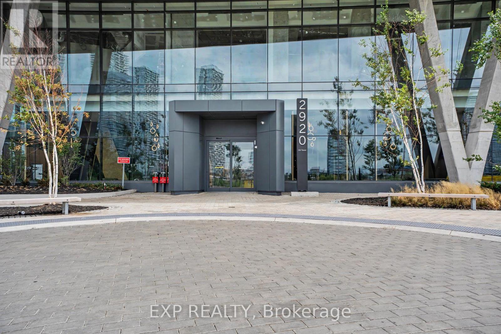 Residential in Vaughan (Concord) 2