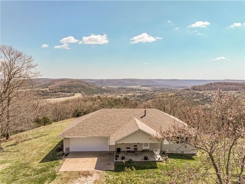 6390 County Road 302, Eureka Springs, AR, 72632-8943 | Card Image