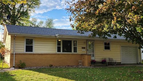 621 Sunrise Dr, Sullivan, IL, 61951-2354 | Card Image