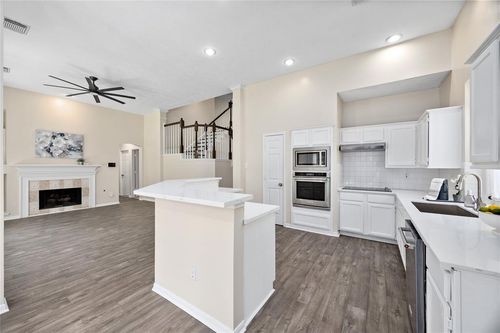 1819 Parkview Ln, Missouri City, TX, 77459-4516 | Card Image