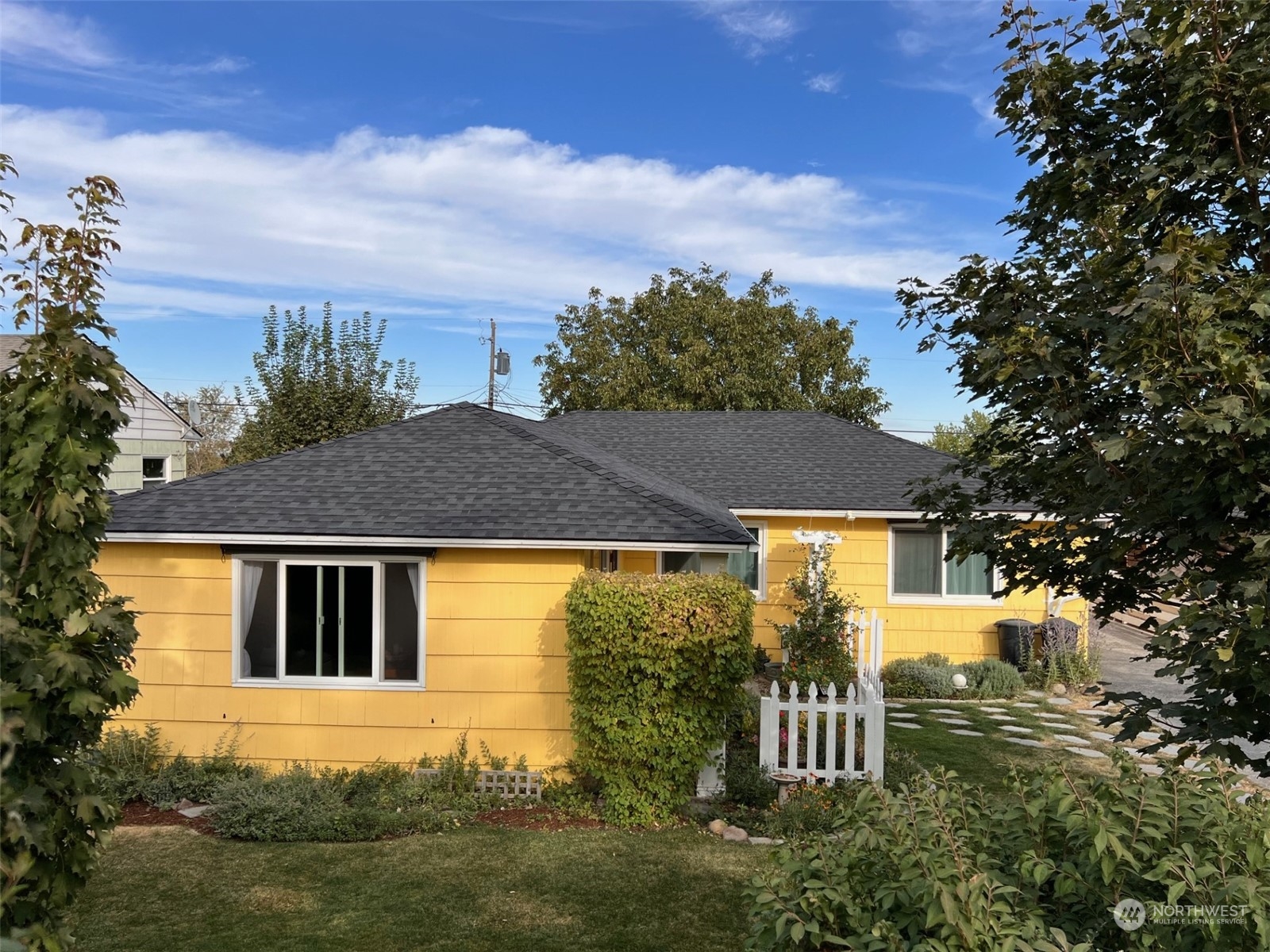 Mocliff Rd, Ephrata, WA 98823