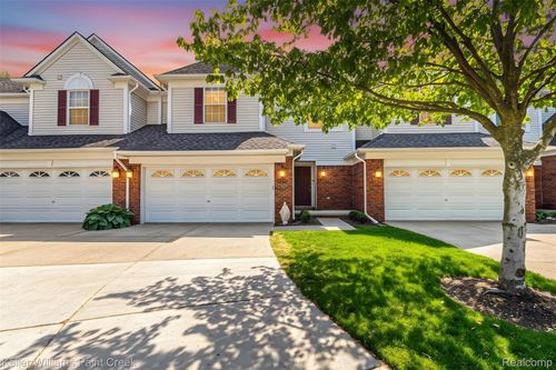 41544 Mitchell Rd, Novi, MI, 48377-2896 | Card Image