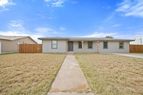 505 N St Francis St, Stanton, TX, 79782 | Card Image