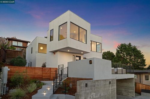 158 Lawson Rd, Kensington, CA, 94707-1018 | Card Image