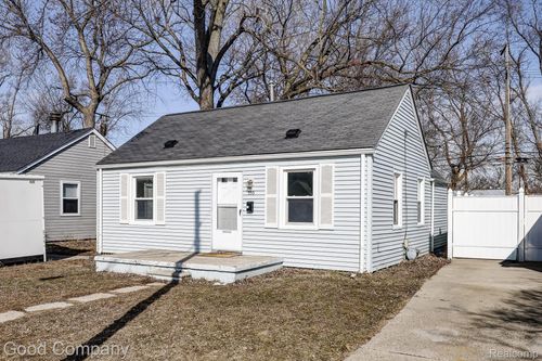 555 E Mahan Ave, Hazel Park, MI, 48030-1227 | Card Image