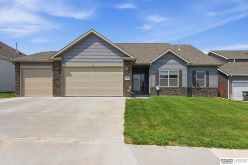 17706 Ogden St, Omaha, NE, 68116-3799 | Card Image