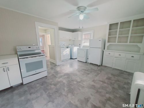 3-156 Riverdale Ext, Greenwich, CT, 06831 | Card Image