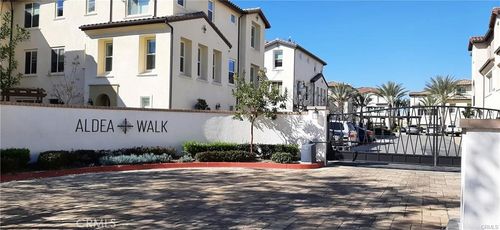 8249 Celestial Ave, Buena Park, CA, 90621-3857 | Card Image