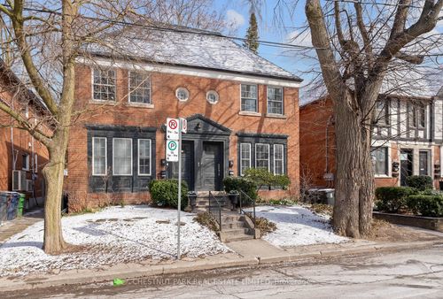 upper-26 Strathgowan Ave, Toronto, ON, M4N1B9 | Card Image