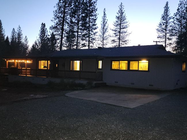 955 Grinding Rock Ct, House other with 3 bedrooms, 2 bathrooms and null parking in West Point CA | Image 13