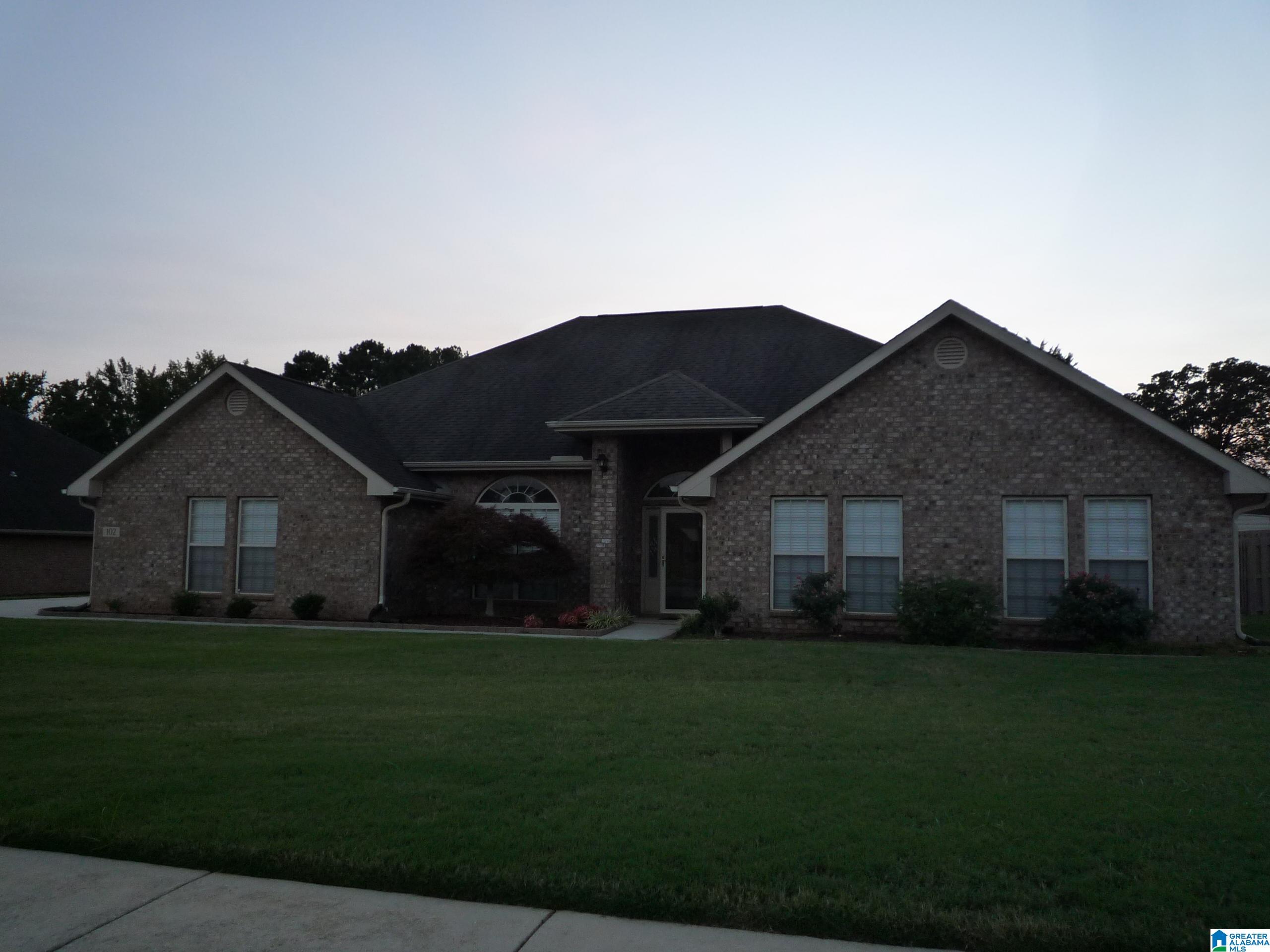 Ash Grove Dr, Huntsville, AL 35824