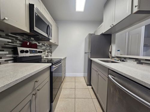 apt-22-4401 W Mcnab Rd, Pompano Beach, FL, 33069-4983 | Card Image