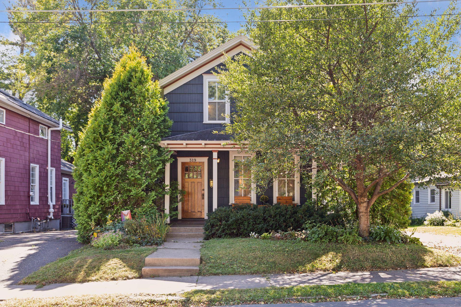 Maple St, Stillwater, MN 55082