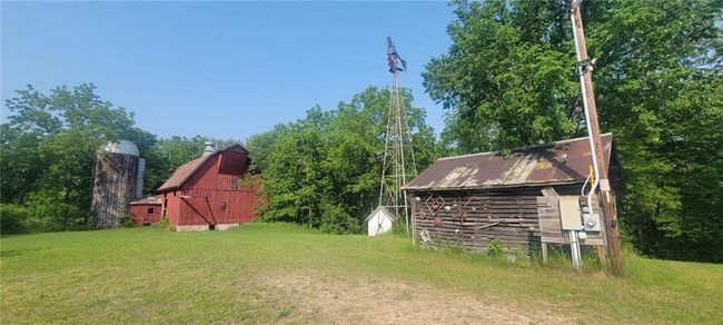 N3598 Nichols Rd, House other with 4 bedrooms, 2 bathrooms and null parking in Black River Falls WI | Image 9