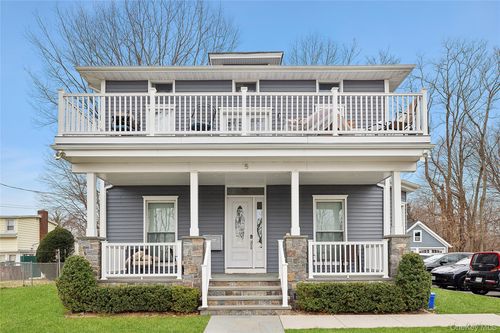 1e-15 Summit Pl, Glen Cove, NY, 11542-2587 | Card Image