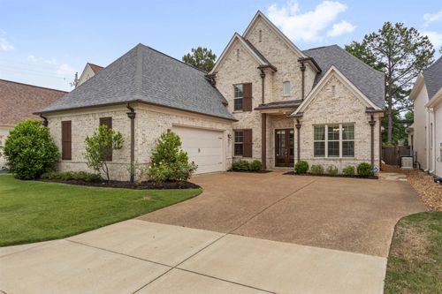 202 Chadwick Woods Ln, Collierville, TN, 38017-1011 | Card Image