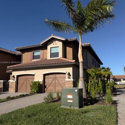 204-15323 Lucerna St, Naples, FL, 34114-3200 | Card Image