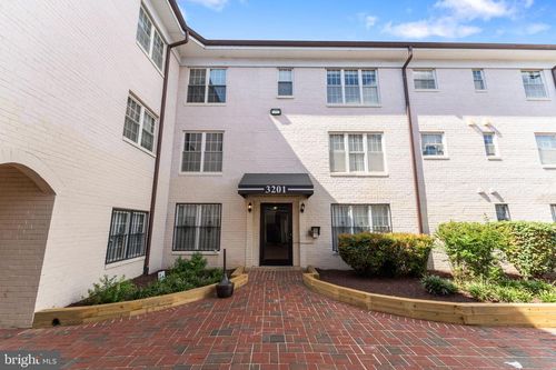 apt-10-3201 8th St Se, WASHINGTON, DC, 20032-4180 | Card Image