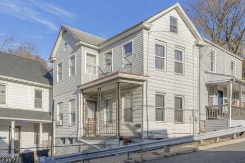 11 Hudson St, Phillipsburg, NJ, 08865-2820 | Card Image