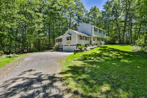 198 Wash Pond Rd, Hampstead, NH, 03841-2111 | Card Image