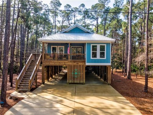 805 Indian Pl, Dauphin Island, AL, 36528-4462 | Card Image