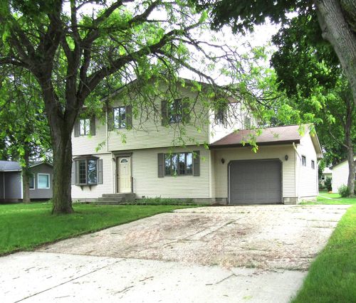 1333 Walnut St, Dawson, MN, 56232-2266 | Card Image