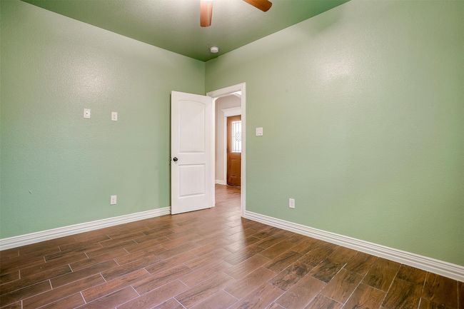 160 Mountain View Dr, House other with 3 bedrooms, 2 bathrooms and null parking in Azle TX | Image 25