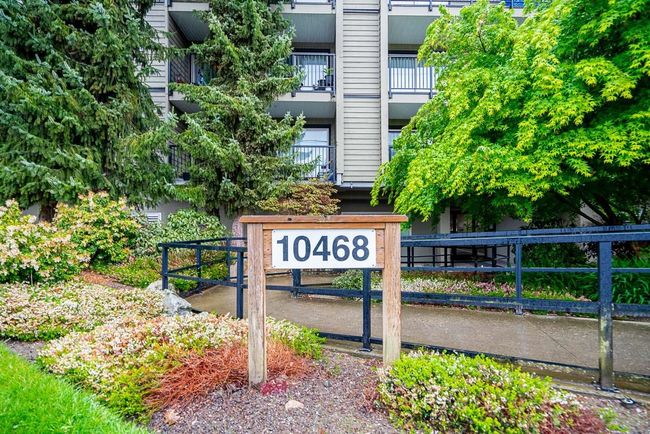 202 - 10468 148 Street, Condo with 1 bedrooms, 1 bathrooms and 1 parking in Surrey BC | Image 2