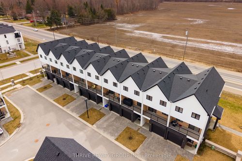 36-1595 Capri Cres, London, ON, N6G0Y2 | Card Image