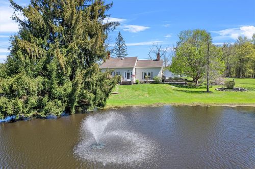 83 Old Minisink Trl, Goshen, NY, 10924-6920 | Card Image