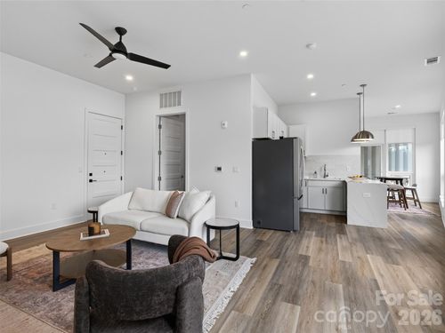 202-123 Haywood St, Asheville, NC, 28801-2616 | Card Image