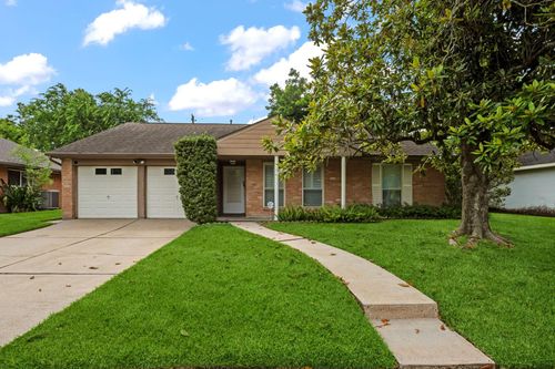 7103 Pella Dr, Houston, TX, 77036-5335 | Card Image